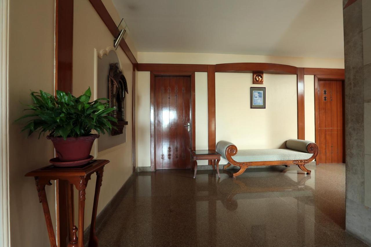 Jorhāt Hotel The Manor - A Boutique Hotel מראה חיצוני תמונה