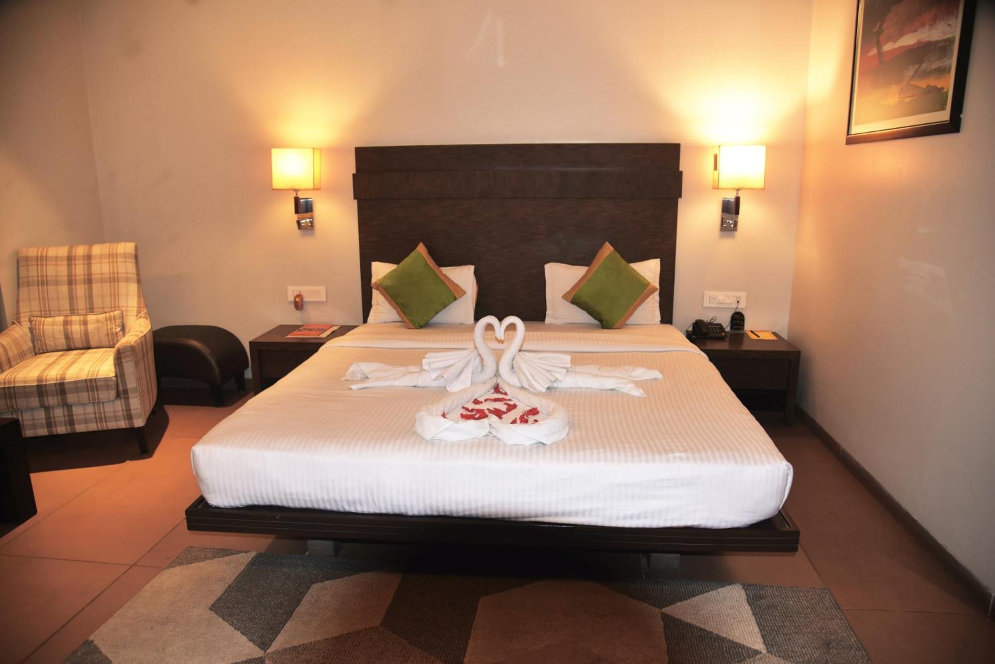 Jorhāt Hotel The Manor - A Boutique Hotel מראה חיצוני תמונה