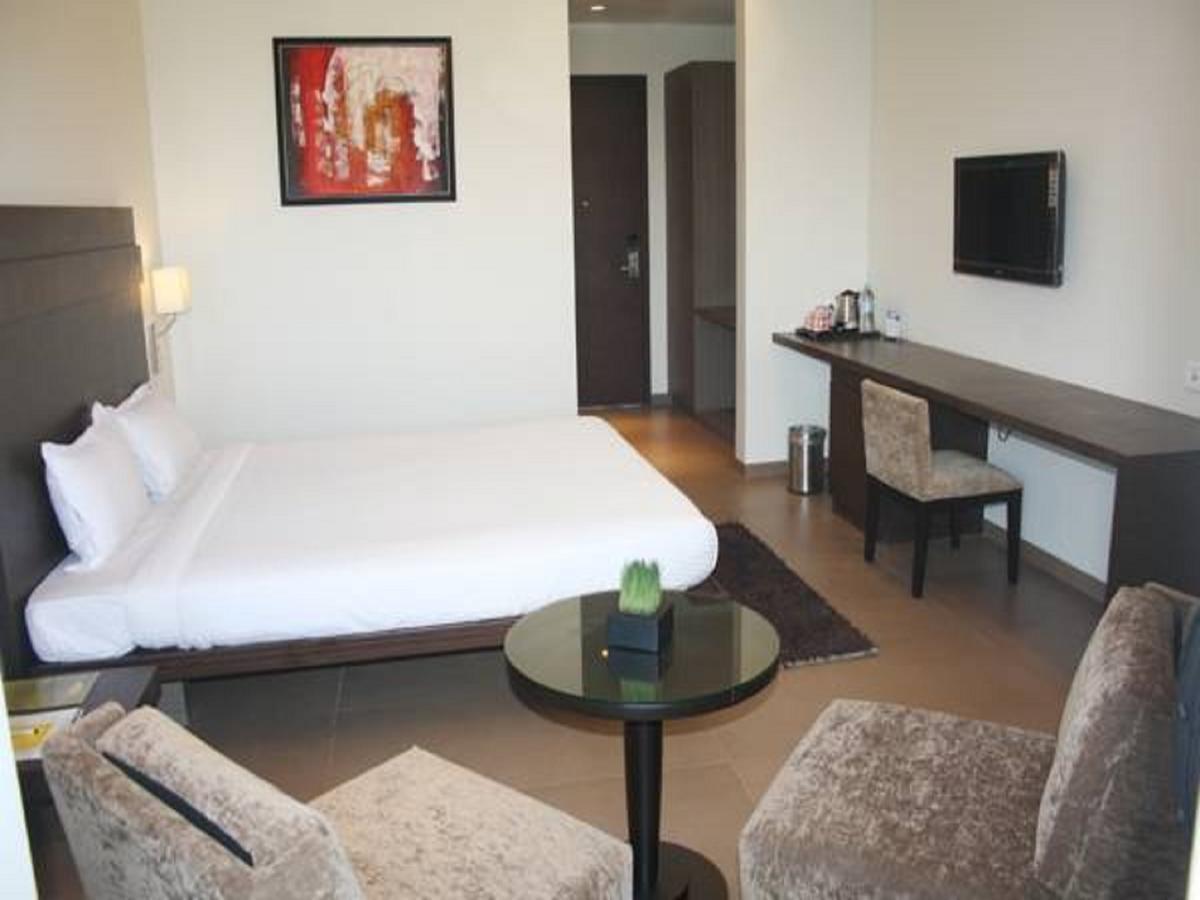 Jorhāt Hotel The Manor - A Boutique Hotel מראה חיצוני תמונה